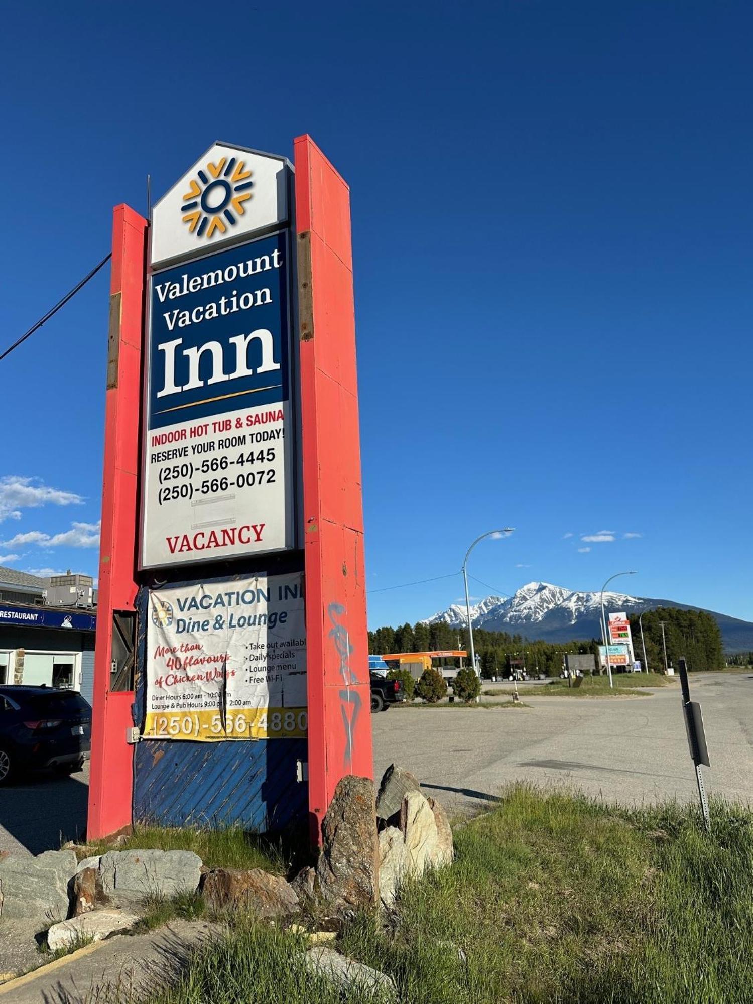 Valemount Vacation Inn Kültér fotó