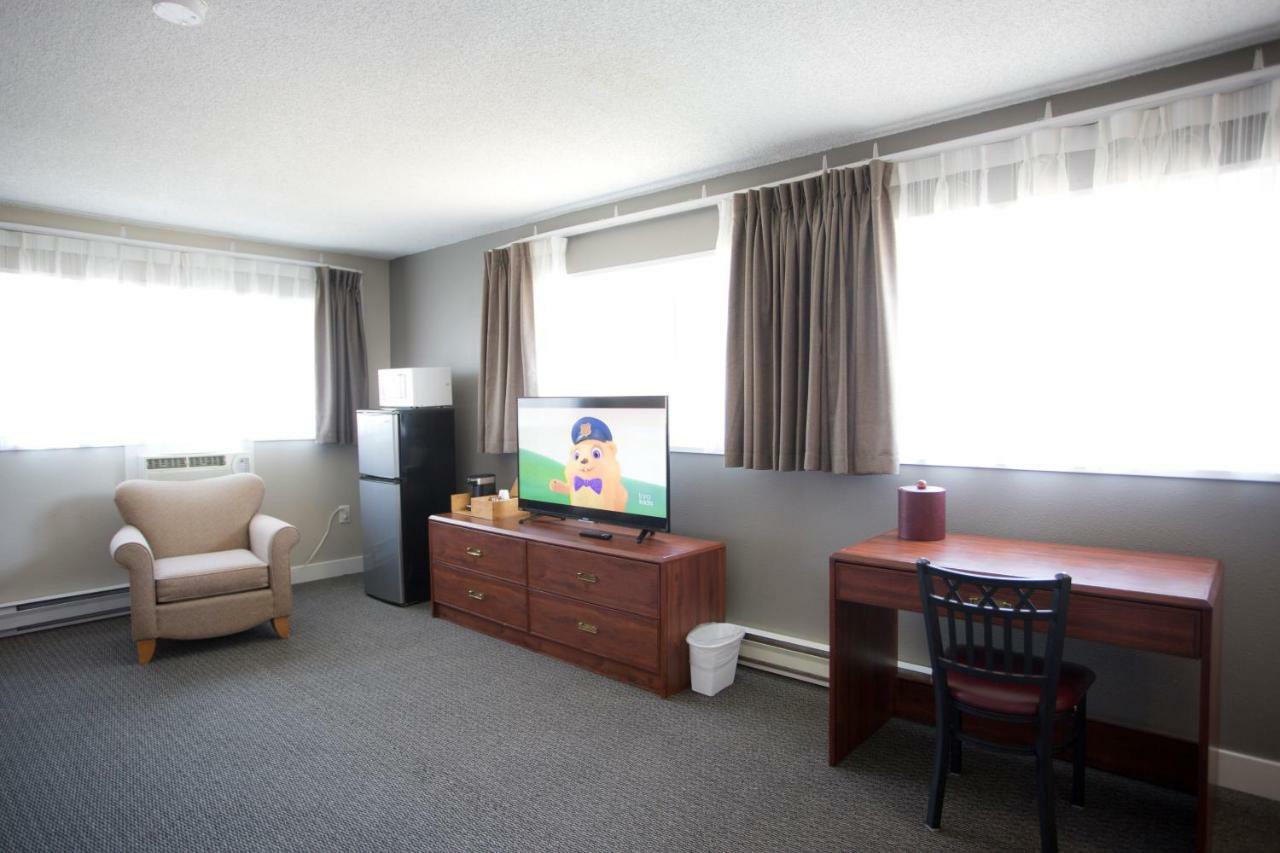 Valemount Vacation Inn Kültér fotó